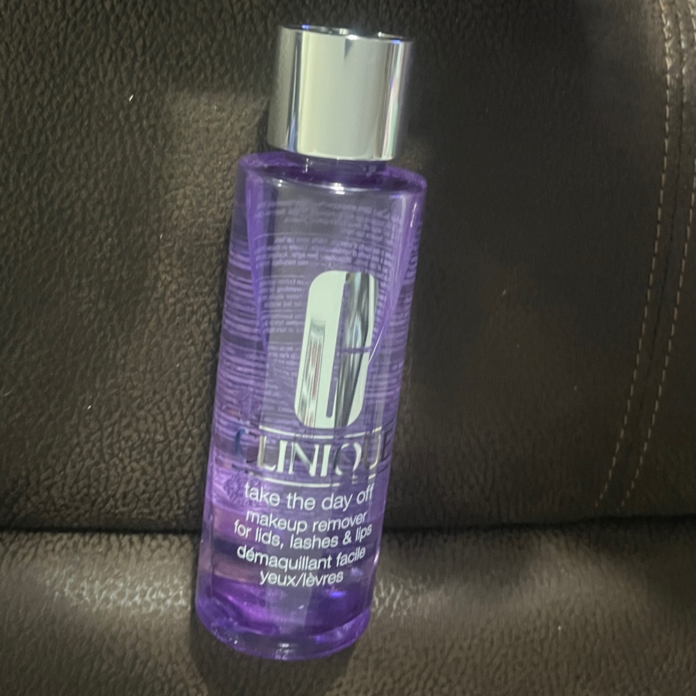 Clinique Purple Makeup Remover